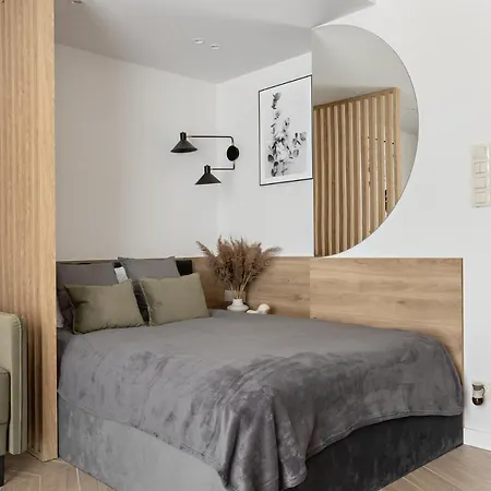 Apartment Artis By Housine *