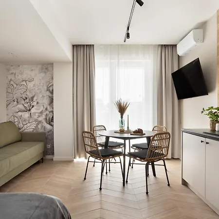 Artis By Housine Apartment Zator